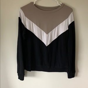 Beyond Yoga Three tone sweater